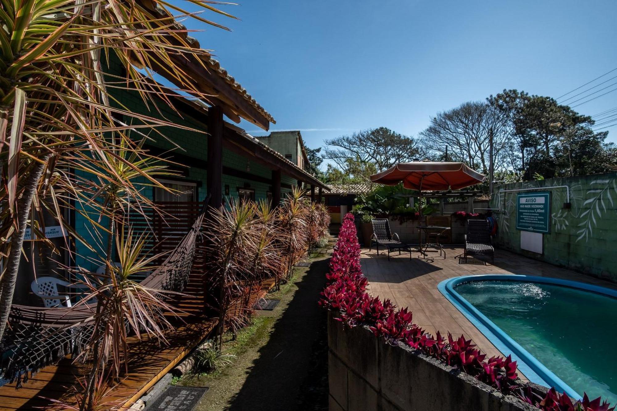 Pousada Hanalie - Praia Do Rosa - Sc Экстерьер фото